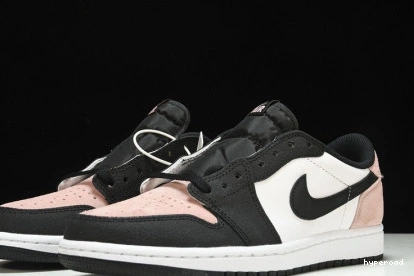 Hyperoad Low Bleached Coral OG Jordan 1 1114